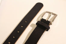 Load image into Gallery viewer, Veg Tan Men&#39;s Hand-Made Leather Belt: Mahogany 1 1/4&quot;
